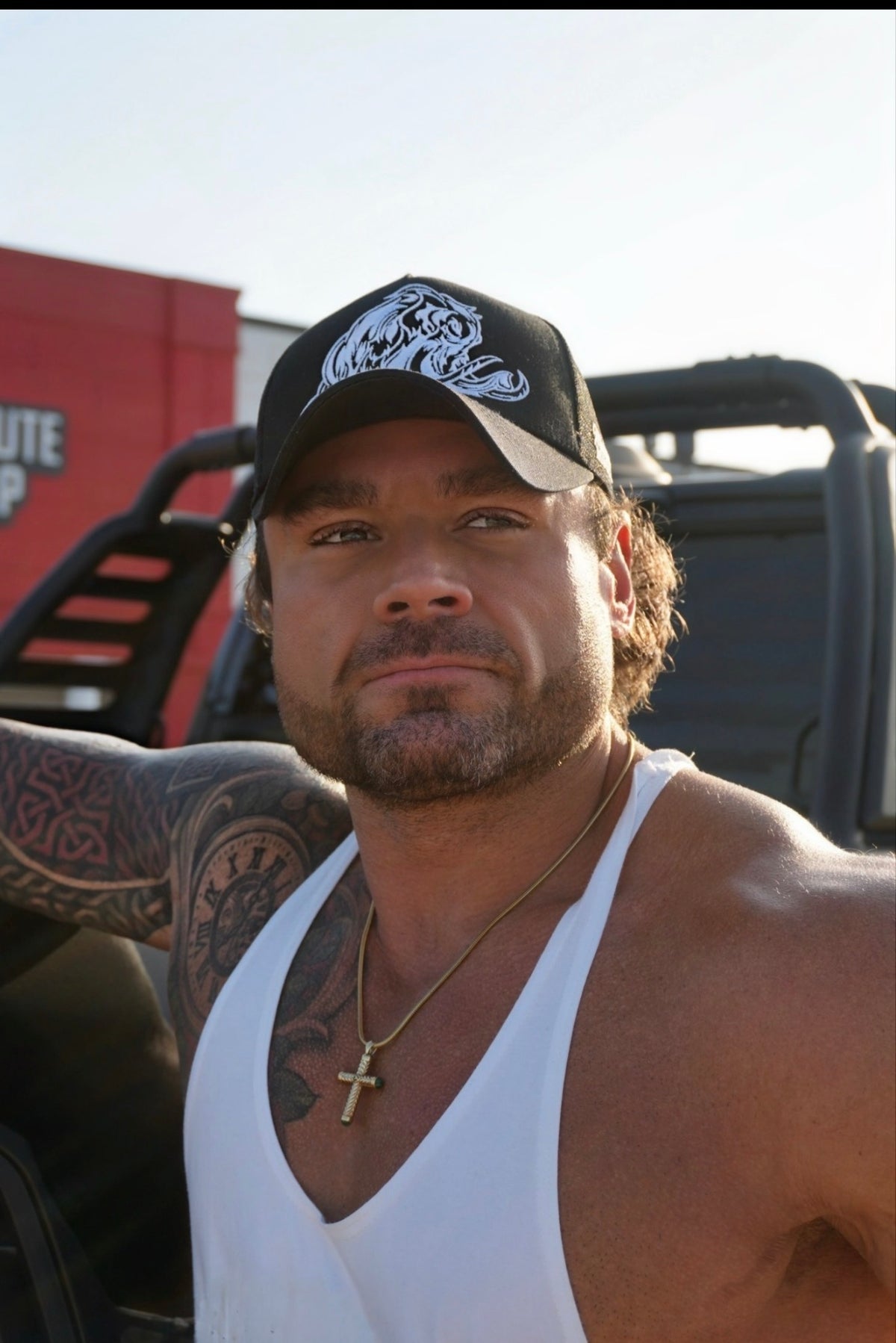 Black "Mammoth" Hat